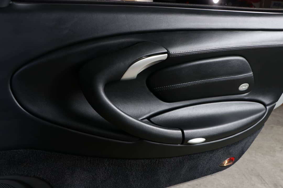 2002 Porsche 911 Carrera 4S — photo 31