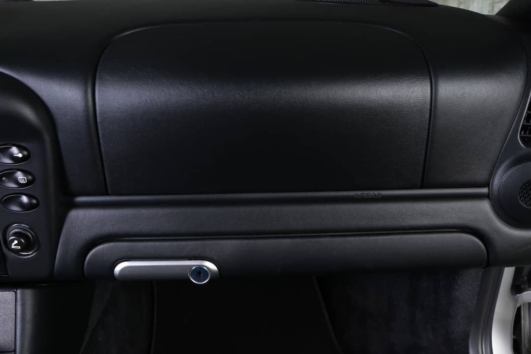 2002 Porsche 911 Carrera 4S — photo 34