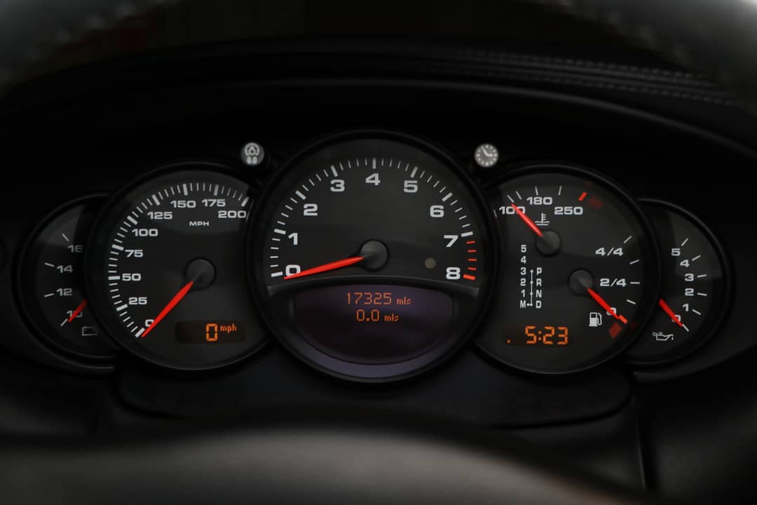 2002 Porsche 911 Carrera 4S — photo 39