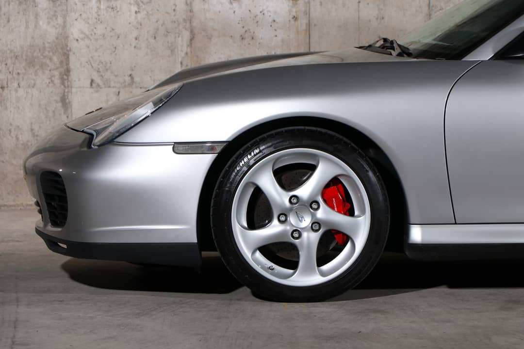 2002 Porsche 911 Carrera 4S — photo 10
