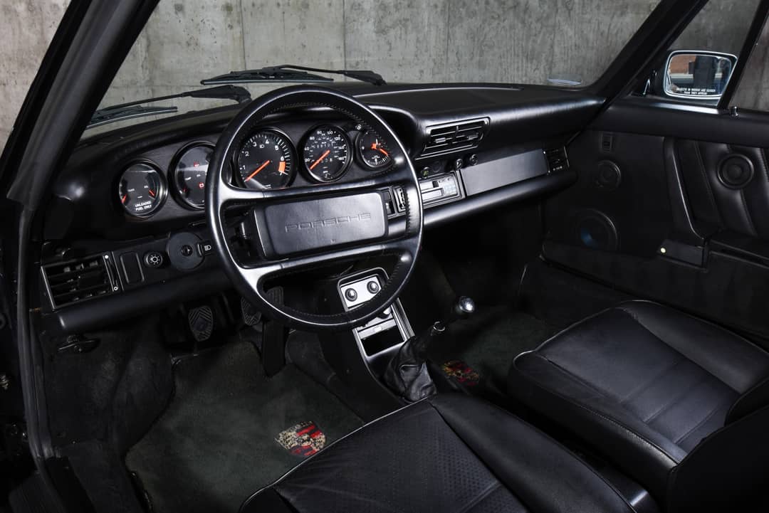 1988 Porsche 911 Targa — photo 24