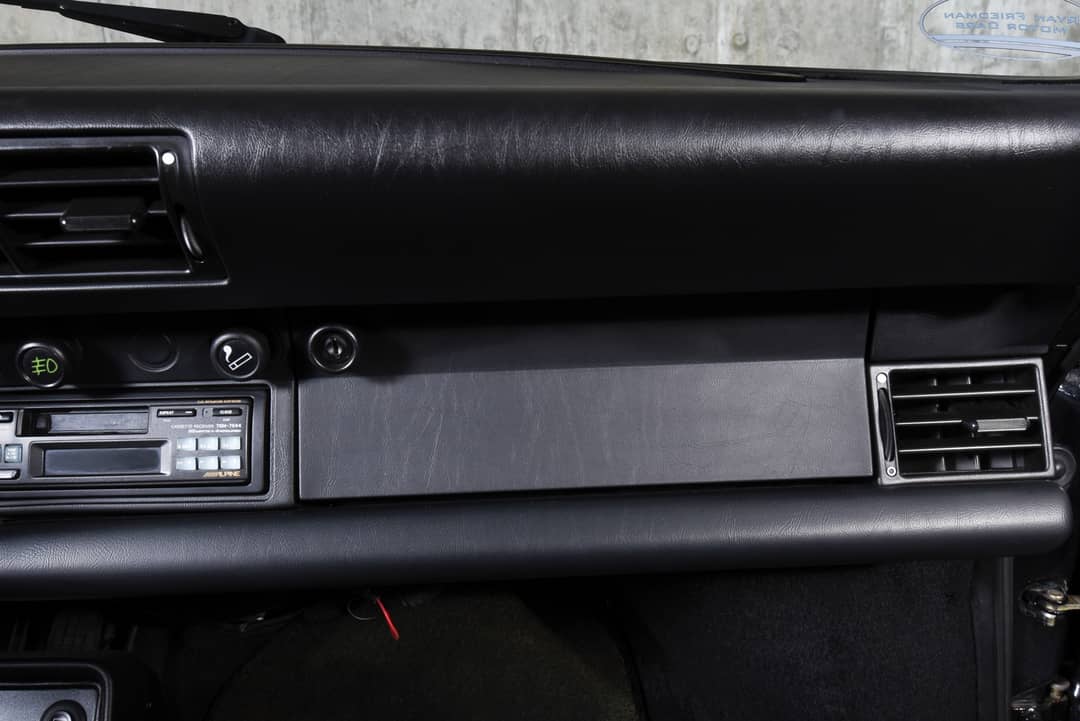 1988 Porsche 911 Targa — photo 33