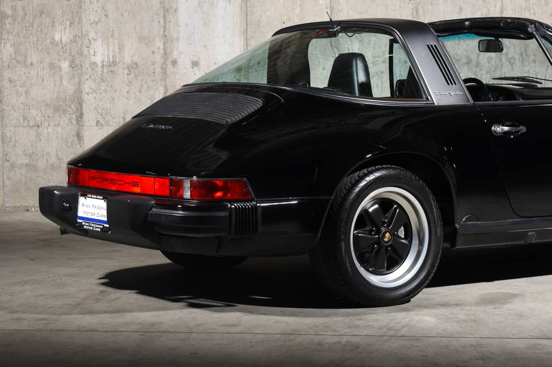 1988 Porsche 911 Targa — photo 6