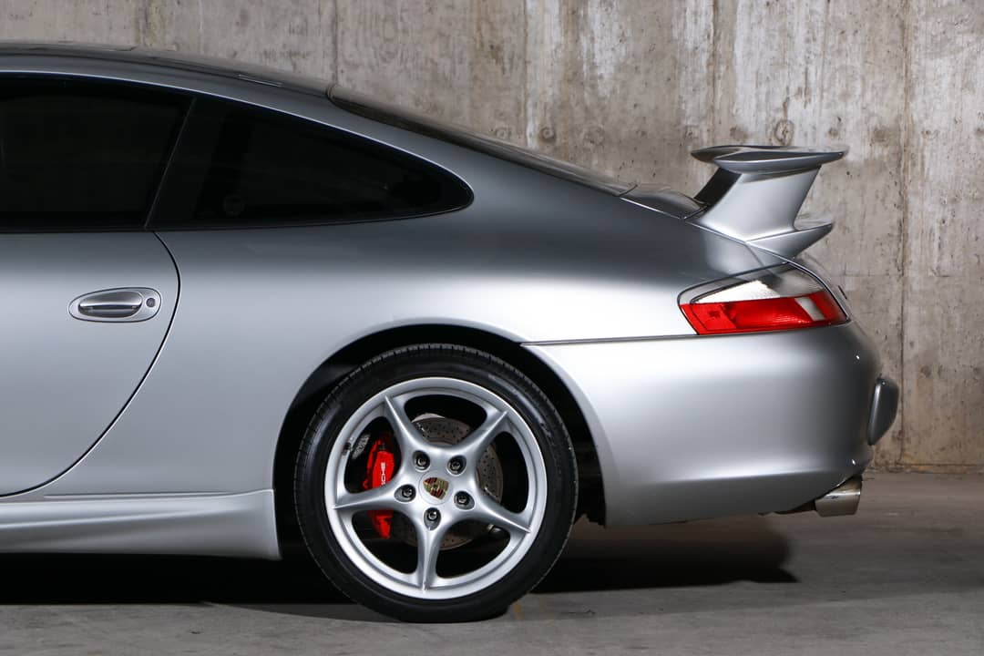 2004 Porsche 911 Carrera — photo 12