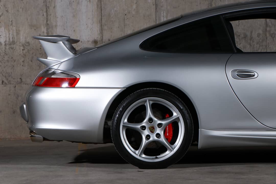 2004 Porsche 911 Carrera — photo 18