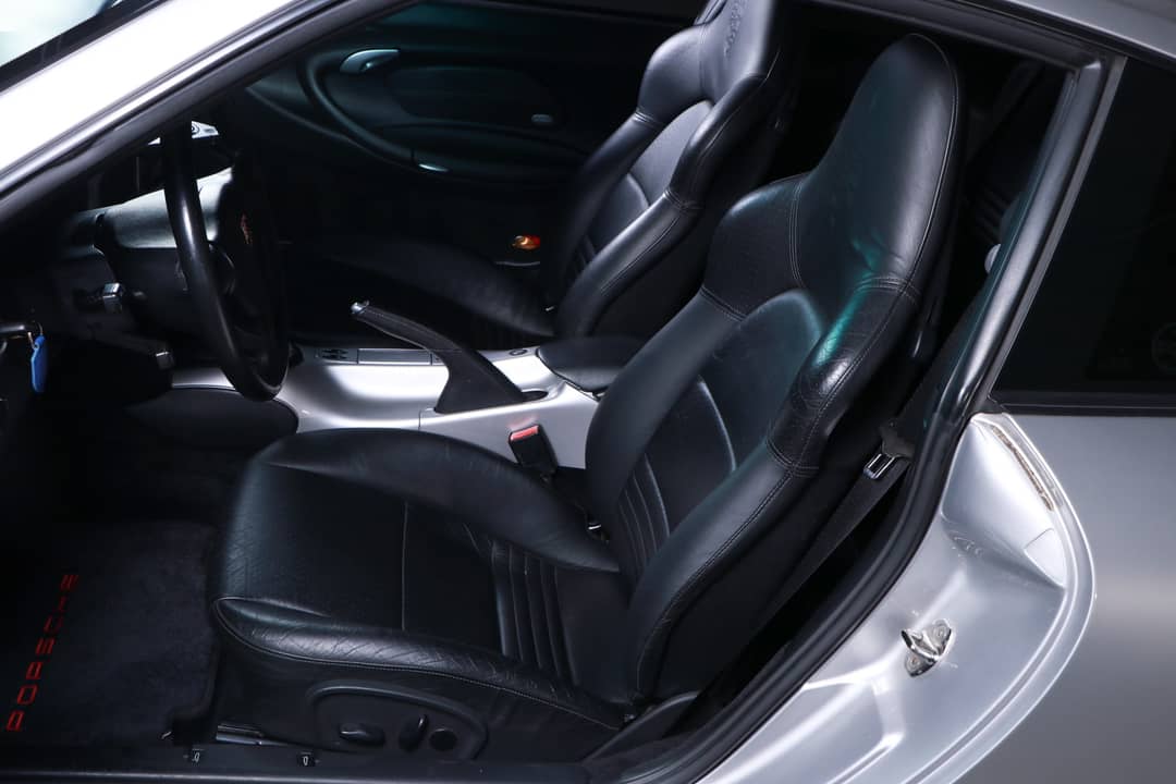 2004 Porsche 911 Carrera — photo 23