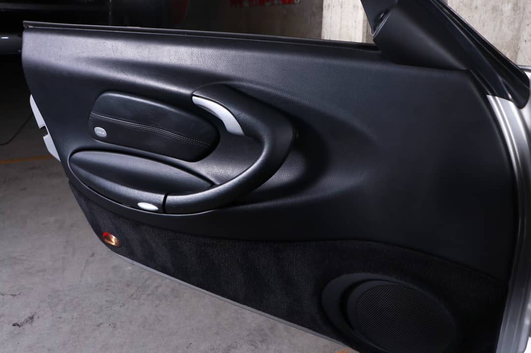 2004 Porsche 911 Carrera — photo 25
