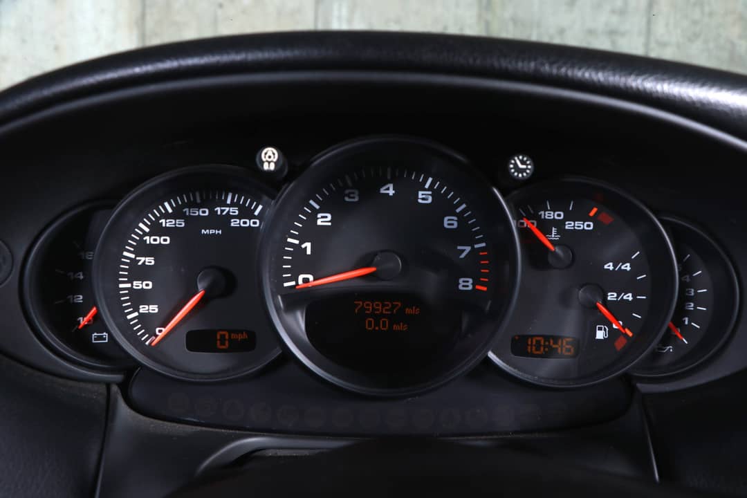 2004 Porsche 911 Carrera — photo 37