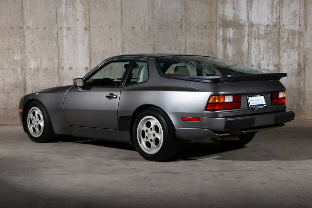 1987 Porsche 944 Turbo — photo 3