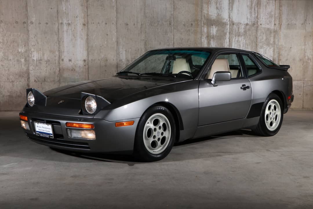 1987 Porsche 944 Turbo — photo 22