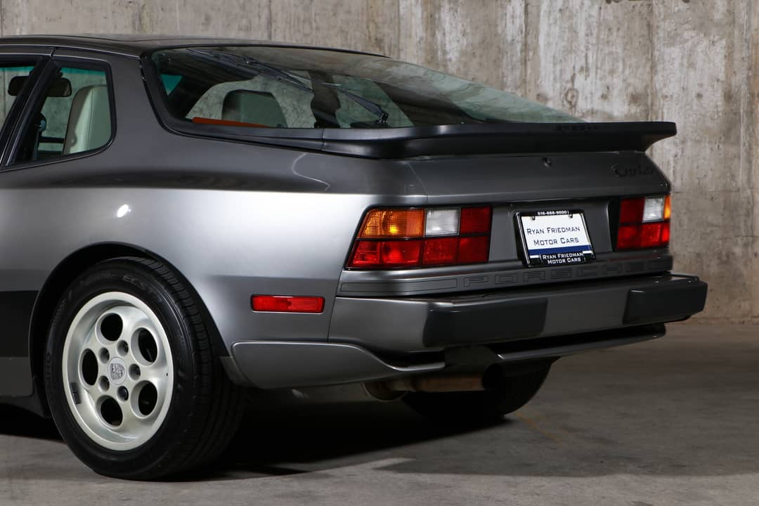 1987 Porsche 944 Turbo — photo 23