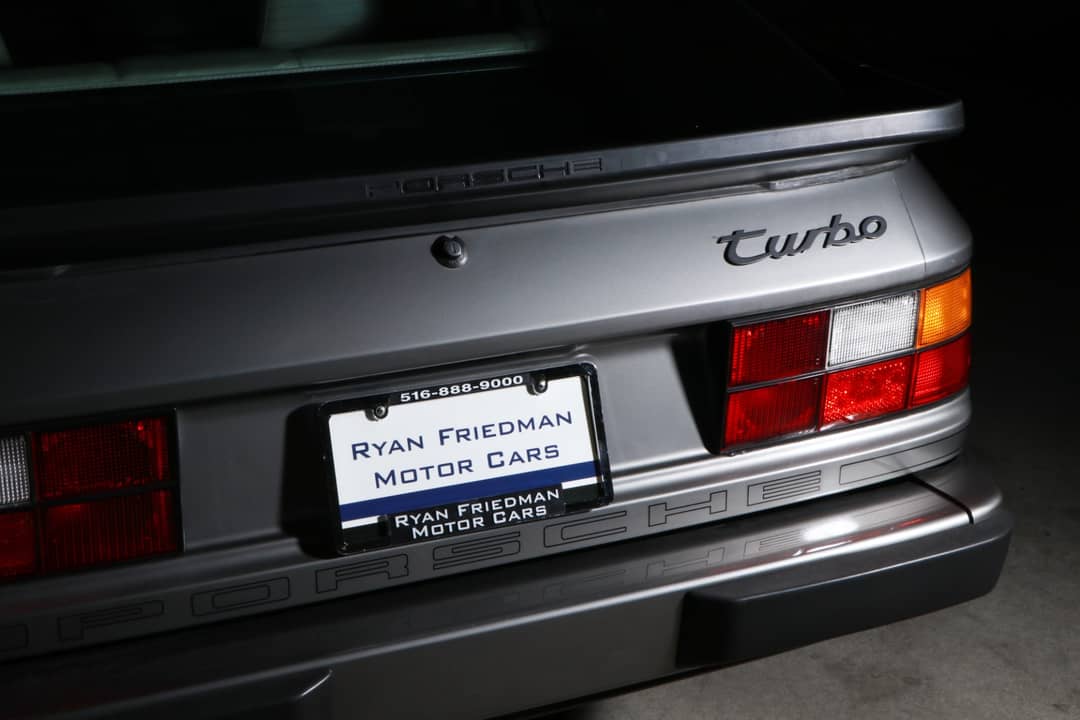 1987 Porsche 944 Turbo — photo 25