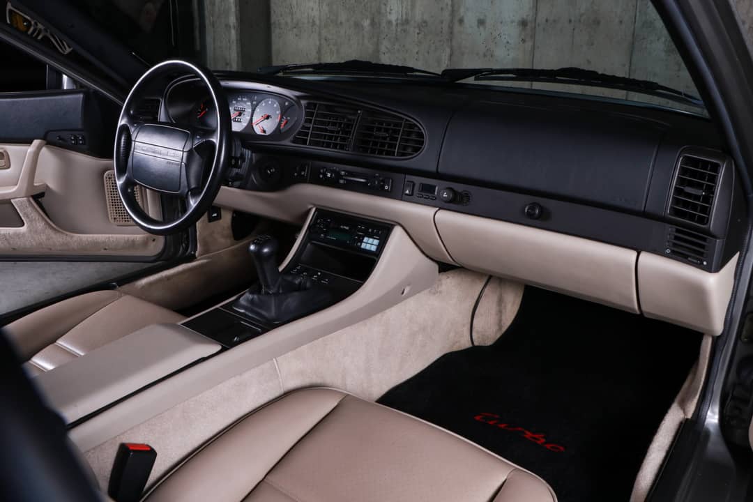 1987 Porsche 944 Turbo — photo 39
