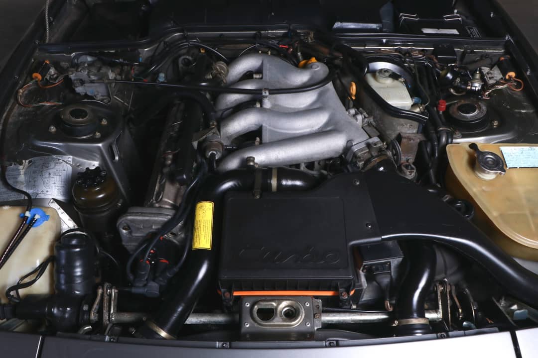 1987 Porsche 944 Turbo — photo 47