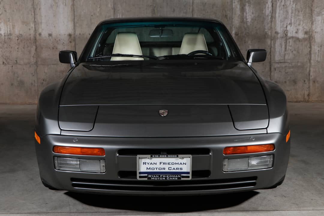 1987 Porsche 944 Turbo — photo 7