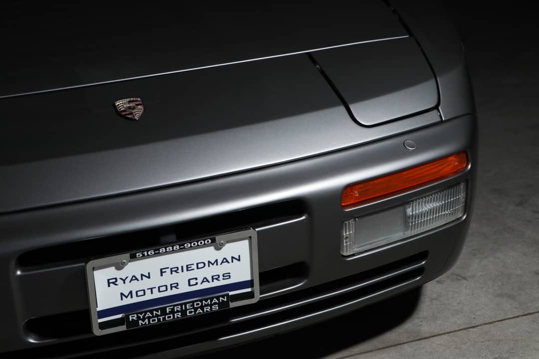 1987 Porsche 944 Turbo — photo 10