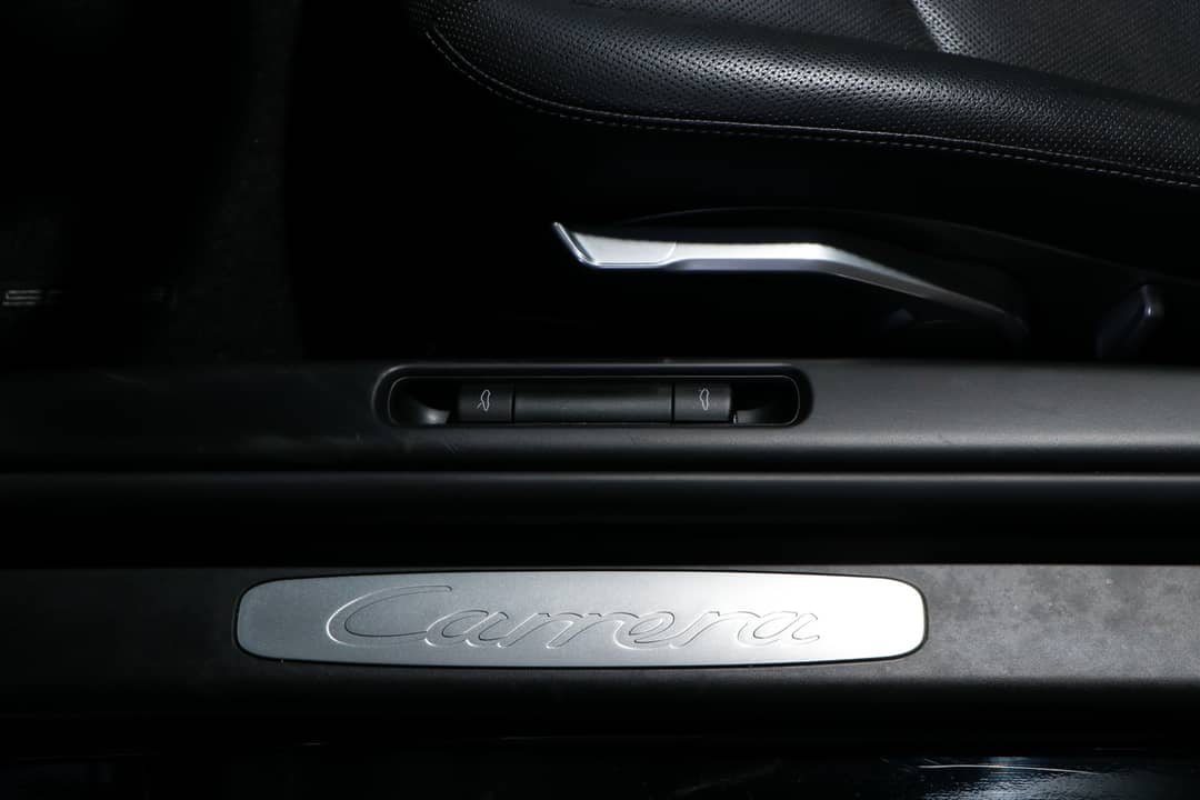 2010 Porsche 911 Carrera — photo 20