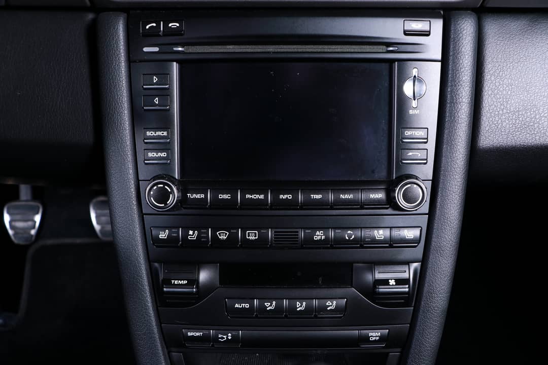 2010 Porsche 911 Carrera — photo 30