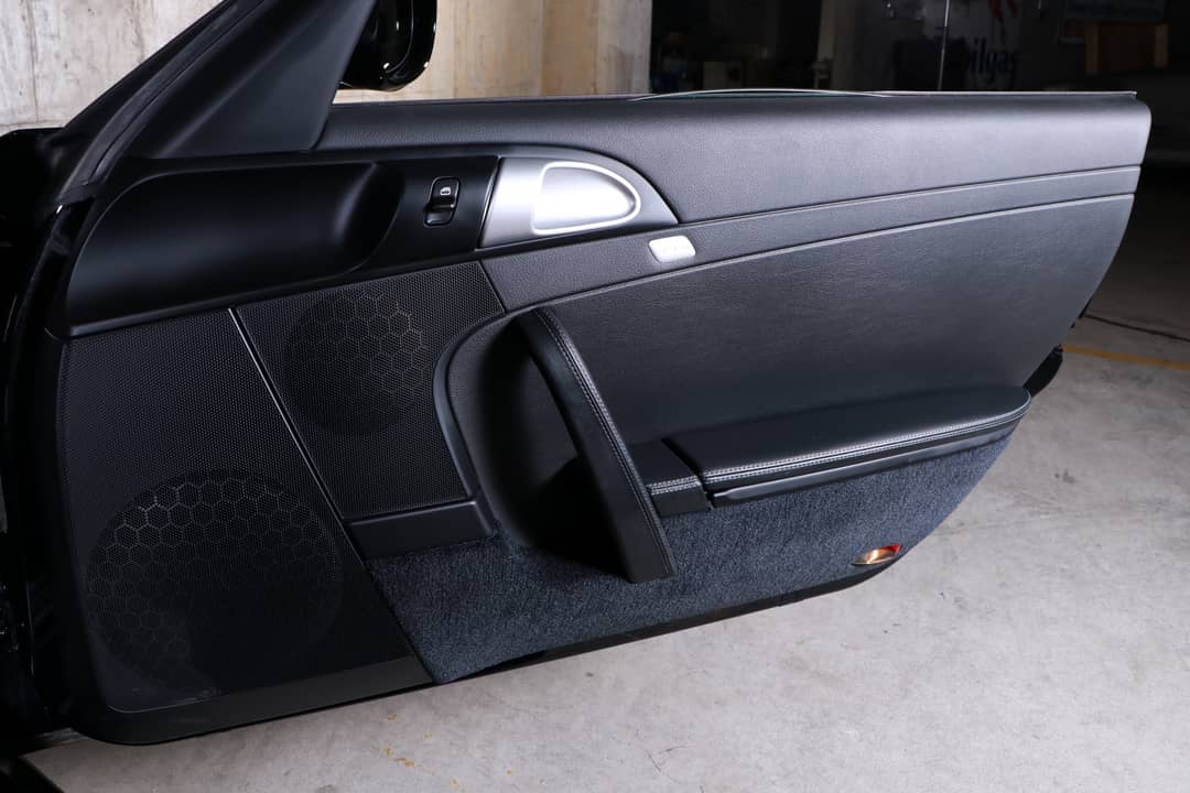 2010 Porsche 911 Carrera — photo 33