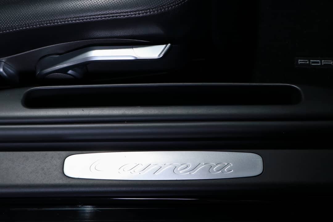 2010 Porsche 911 Carrera — photo 34