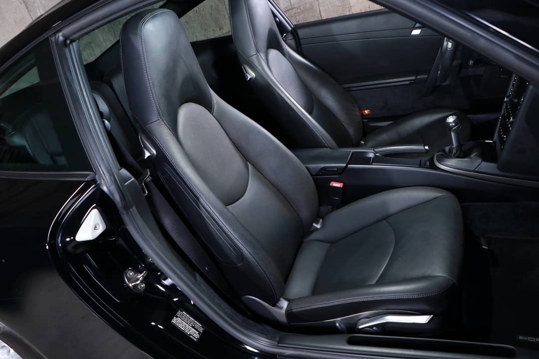 2010 Porsche 911 Carrera — photo 35