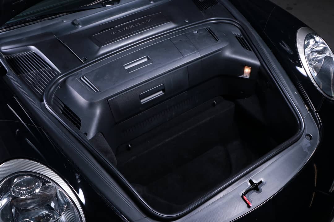 2010 Porsche 911 Carrera — photo 37