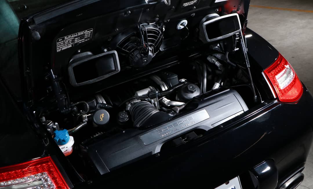 2010 Porsche 911 Carrera — photo 39