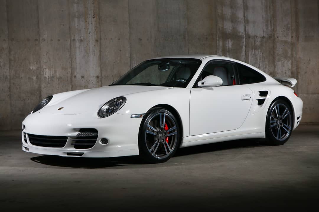 2010 Porsche 911 Turbo — photo 2