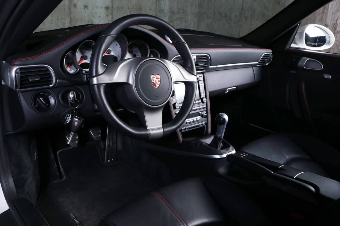 2010 Porsche 911 Turbo — photo 24