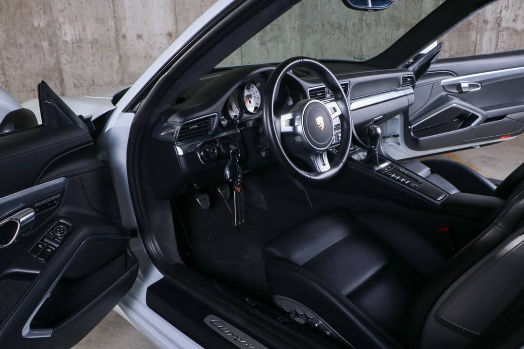 2016 Porsche 911 Carrera S — photo 22