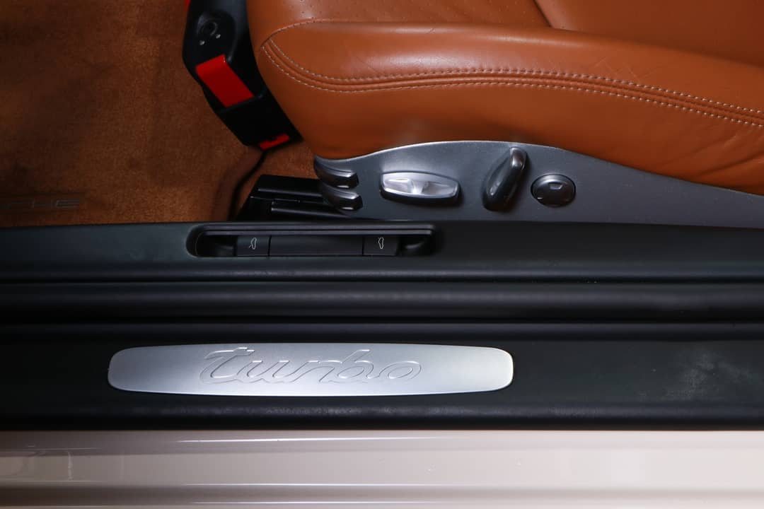2009 Porsche 911 Turbo — photo 24