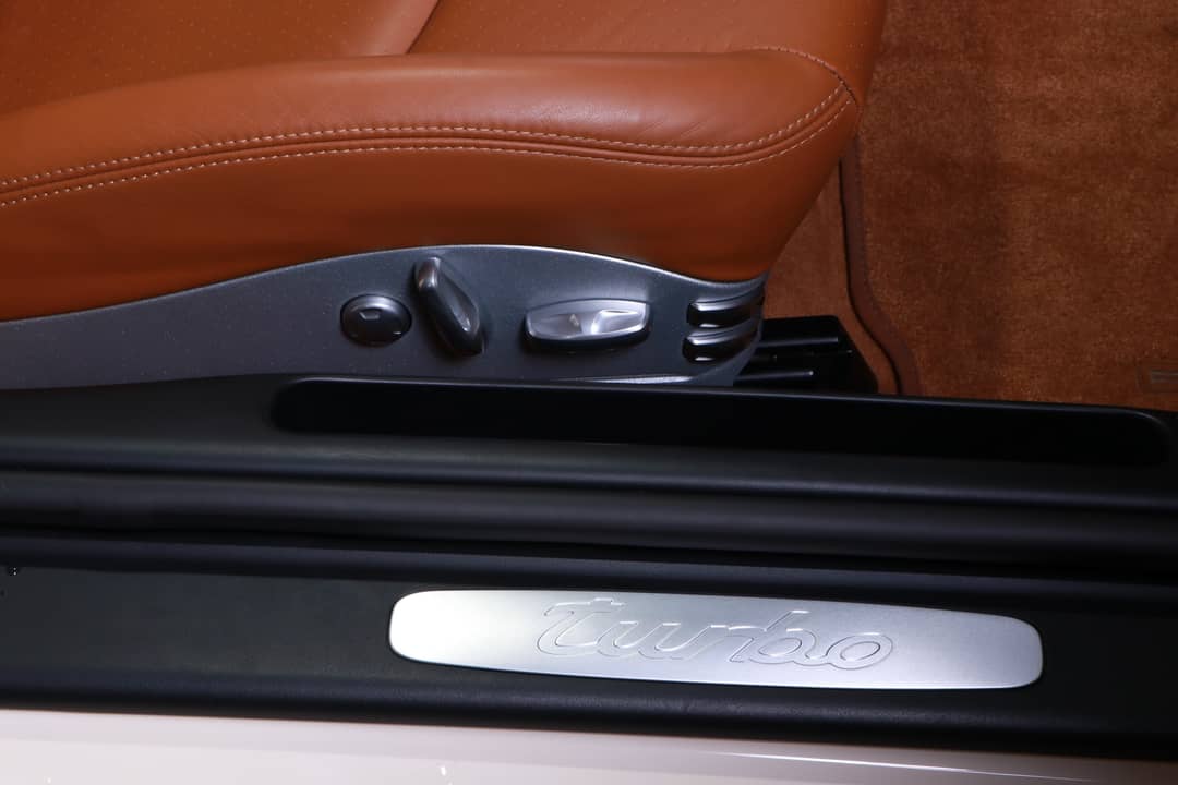 2009 Porsche 911 Turbo — photo 39