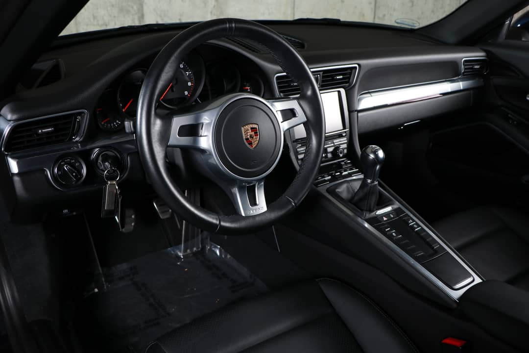 2016 Porsche 911 Carrera — photo 24