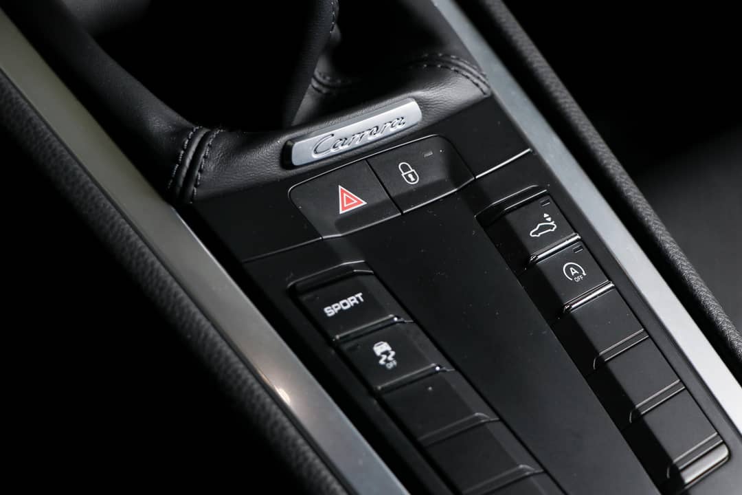 2016 Porsche 911 Carrera — photo 30