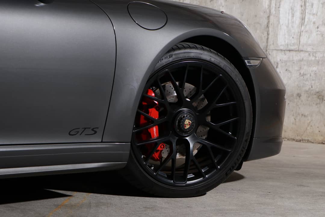 2015 Porsche 911 Carrera GTS — photo 12