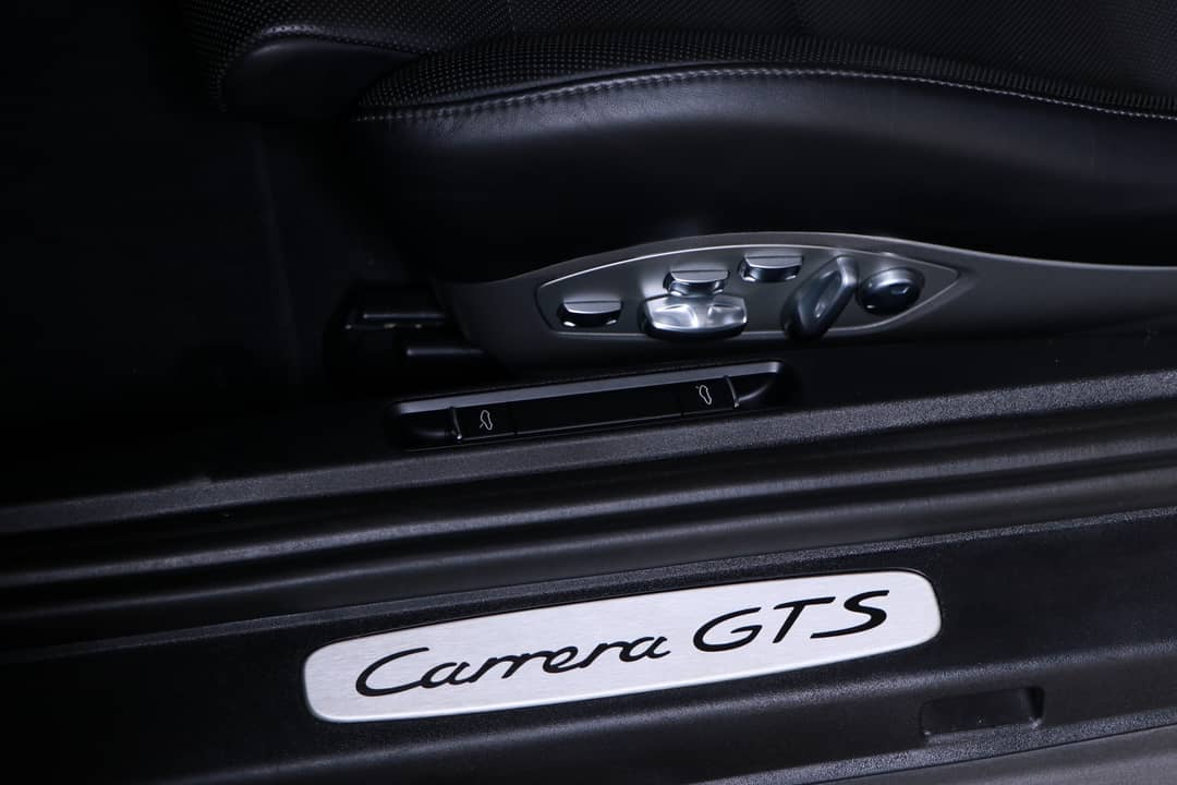 2015 Porsche 911 Carrera GTS — photo 33
