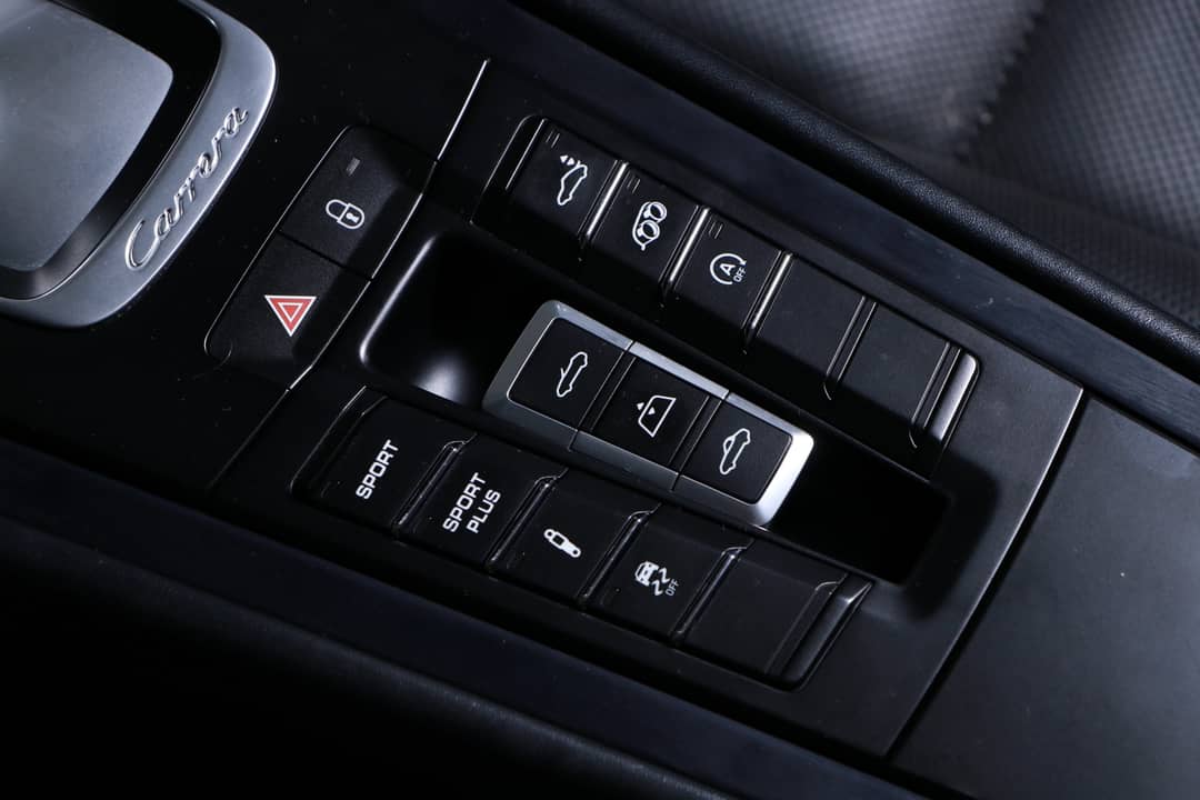 2015 Porsche 911 Carrera GTS — photo 38