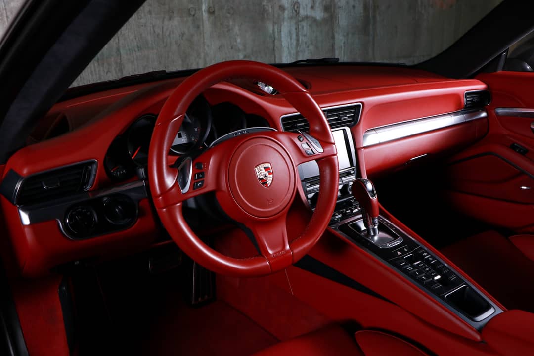 2013 Porsche 911 Carrera S — photo 23