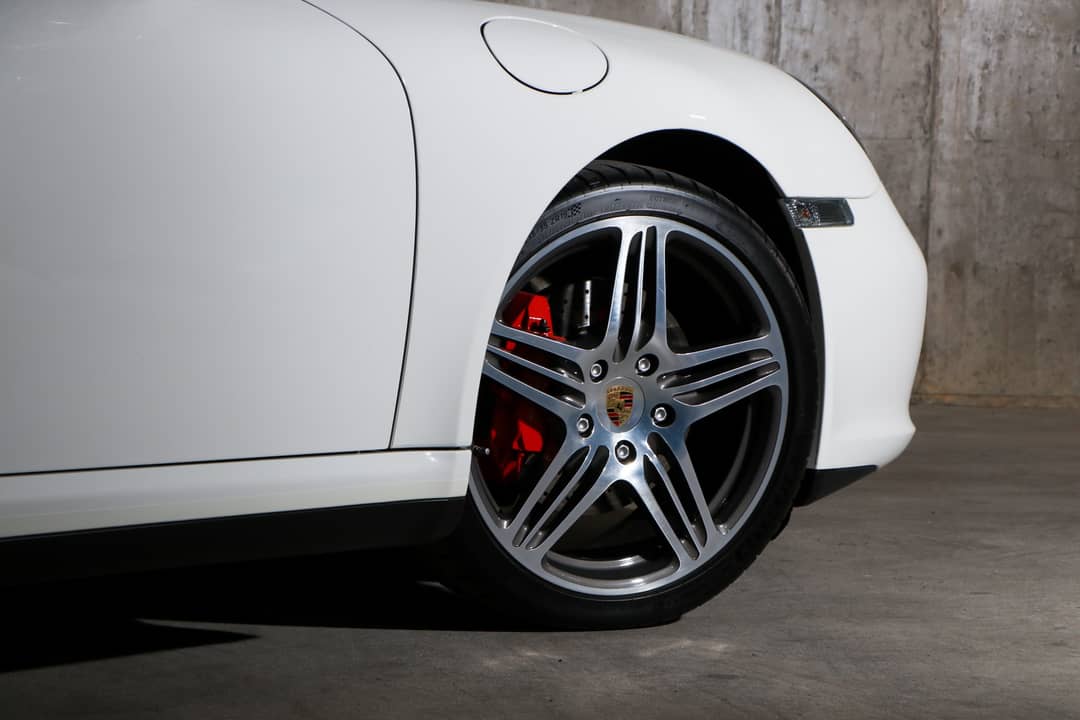 2011 Porsche 911 Carrera 4S — photo 11