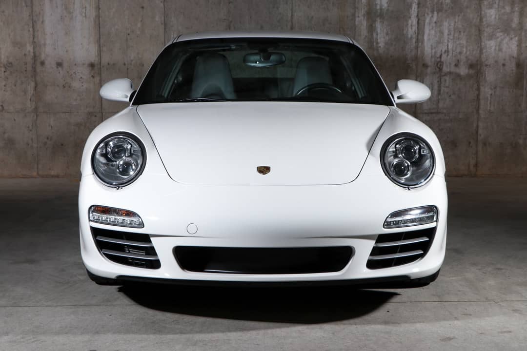 2011 Porsche 911 Carrera 4S — photo 8