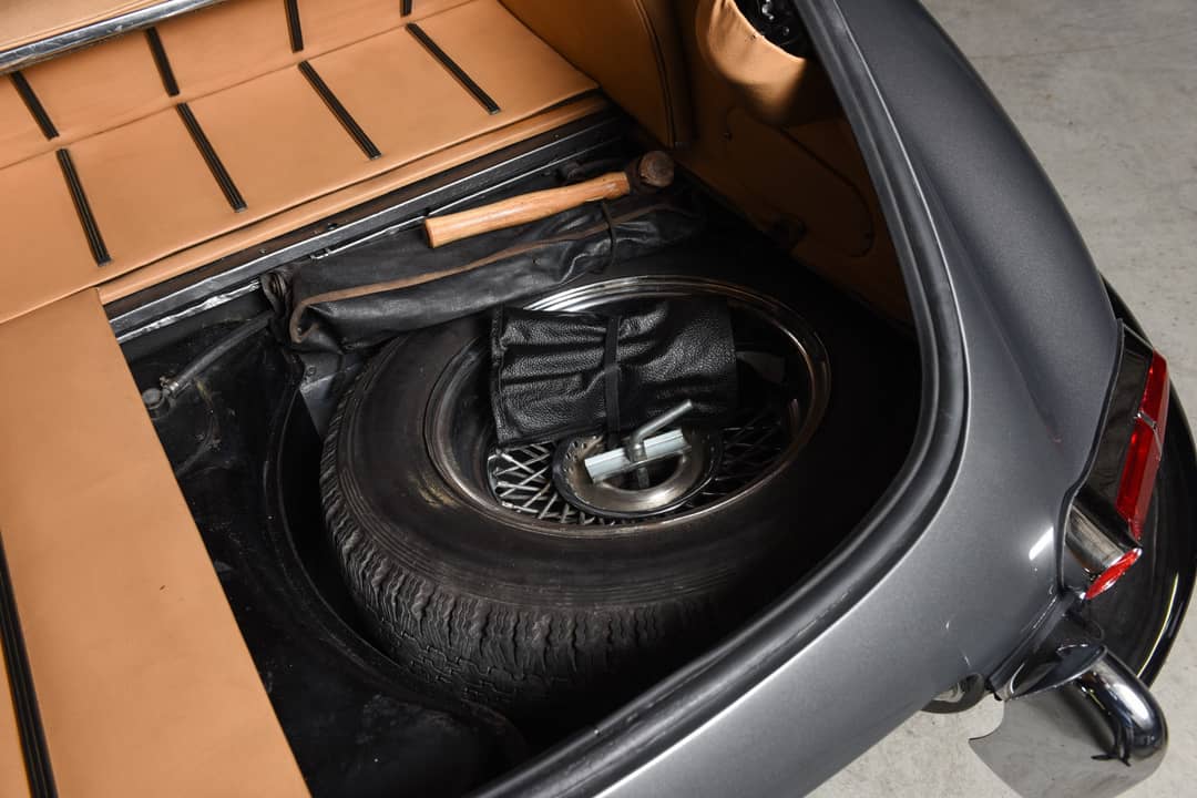 1967 Jaguar XKE 2+2 — photo 46