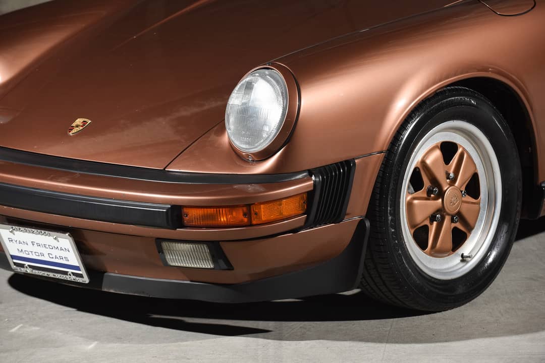 1989 Porsche 911 Carrera Targa — photo 17
