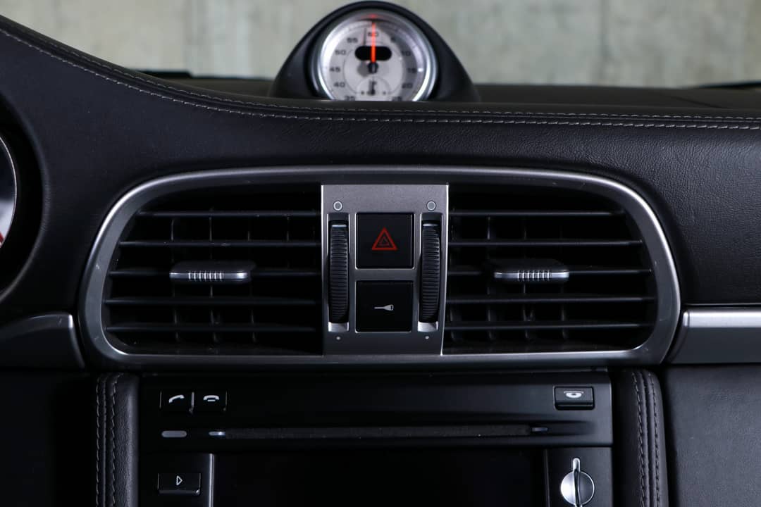 2009 Porsche 911 Carrera 4S — photo 28