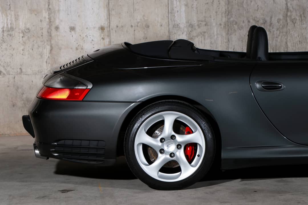 2004 Porsche 911 Carrera 4S — photo 5
