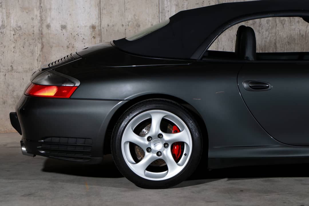 2004 Porsche 911 Carrera 4S — photo 6