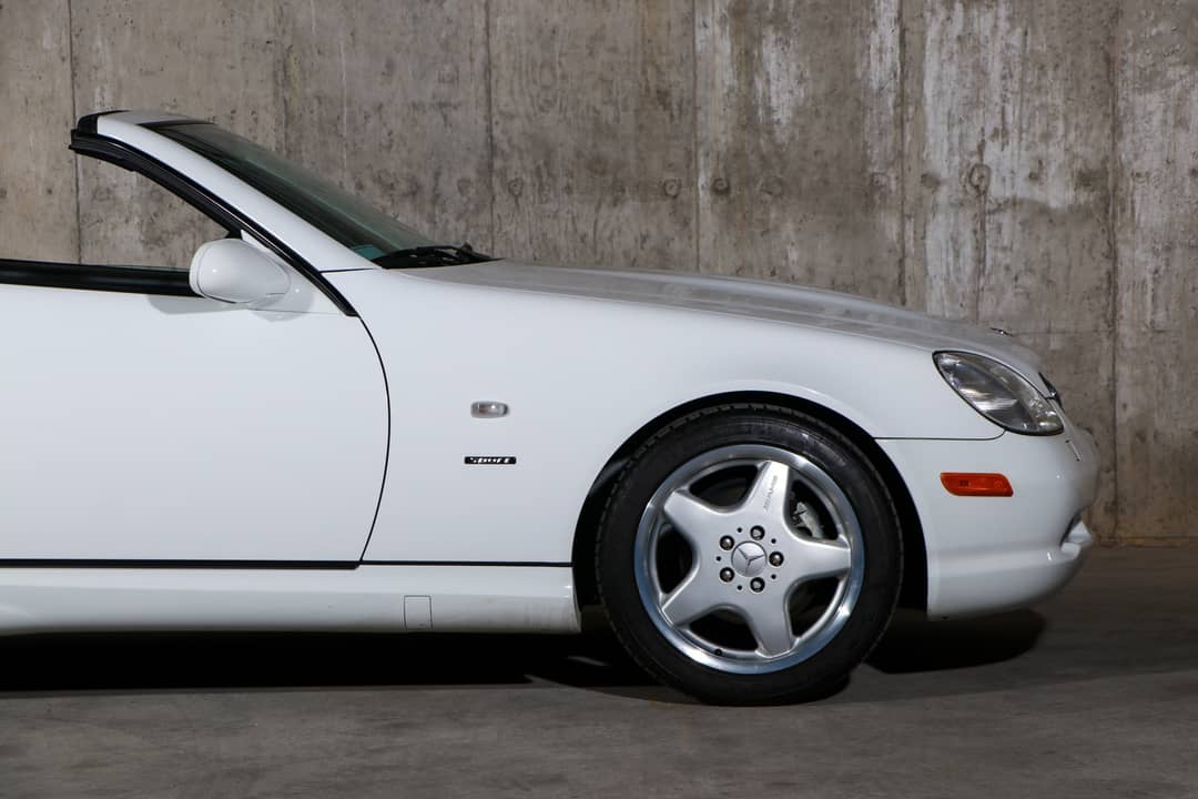2000 Mercedes-Benz SLK 230 — photo 12