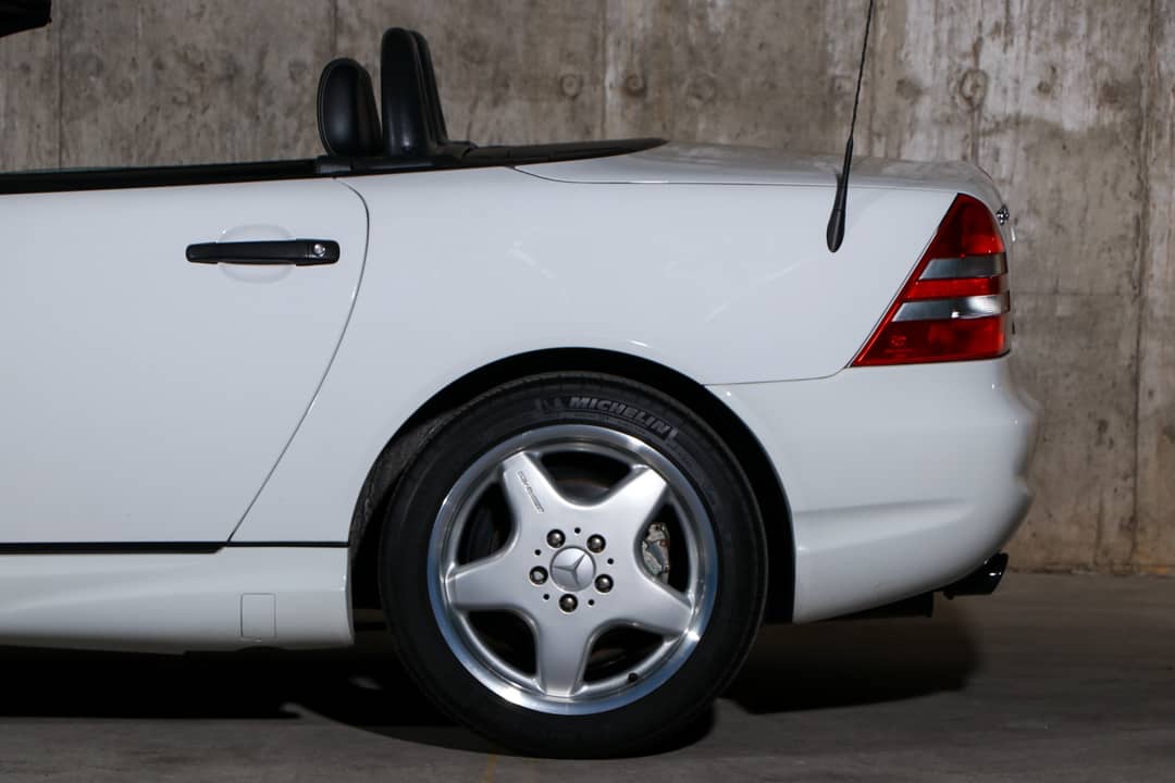 2000 Mercedes-Benz SLK 230 — photo 26