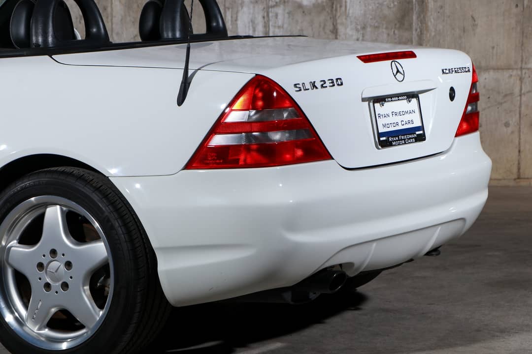 2000 Mercedes-Benz SLK 230 — photo 27