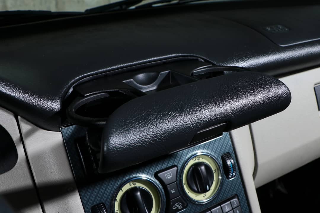 2000 Mercedes-Benz SLK 230 — photo 37