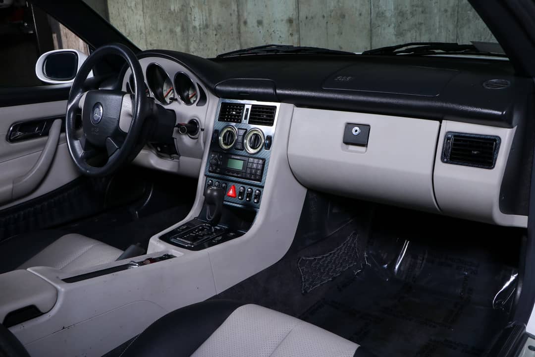 2000 Mercedes-Benz SLK 230 — photo 40